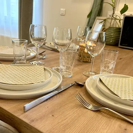 Le Catalpa In The Heart Of A * Mittelhausbergen